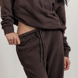 FLEECE FIT WIDE LEG SWEATPANTS - COFFEE BROWN