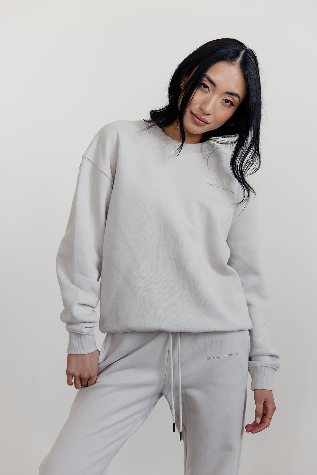 FLEECE FIT SWEATSHIRT - ECRU