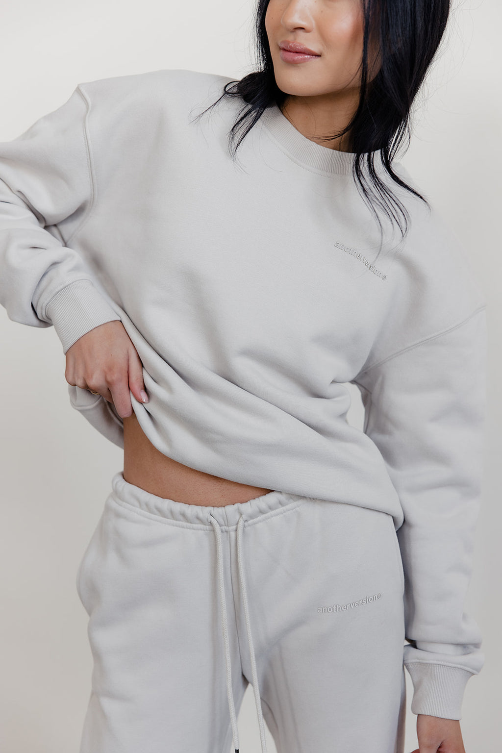 FLEECE FIT SWEATSHIRT - ECRU