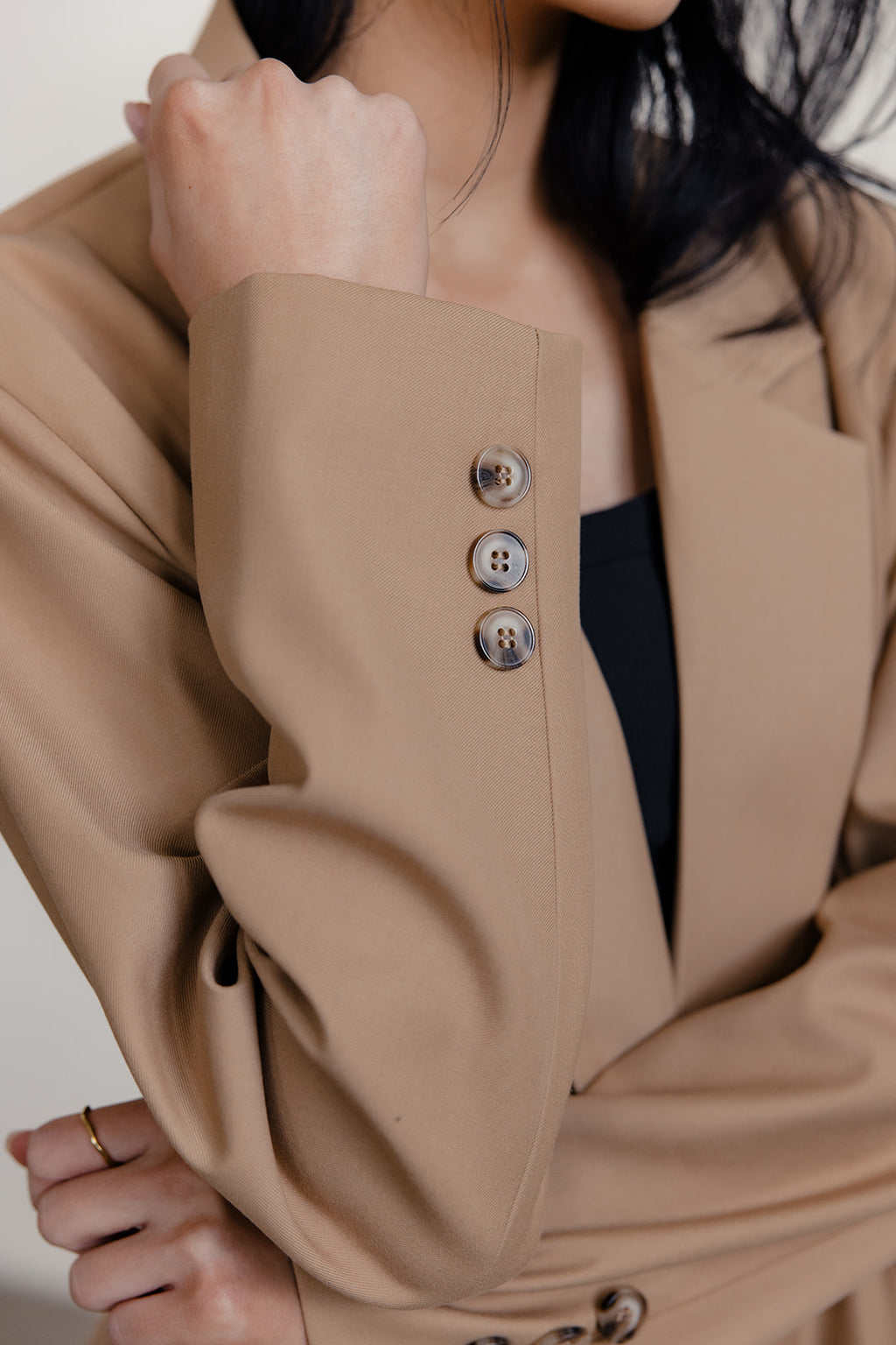 THE ULTIMATE BLAZER- TAN