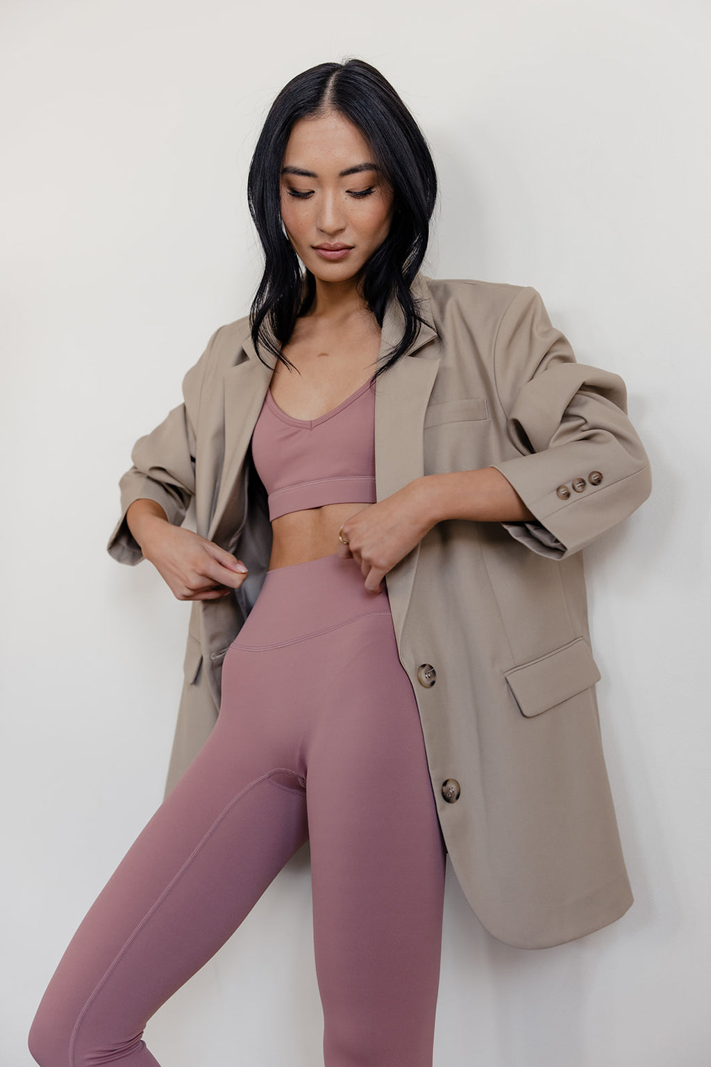 THE ULTIMATE BLAZER- BEIGE