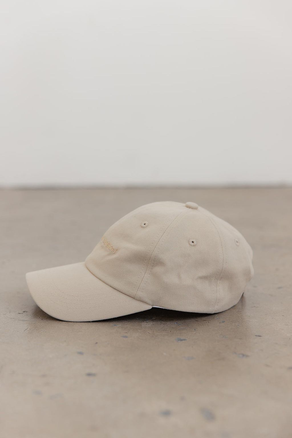 TONAL LOGO CAP - BEIGE