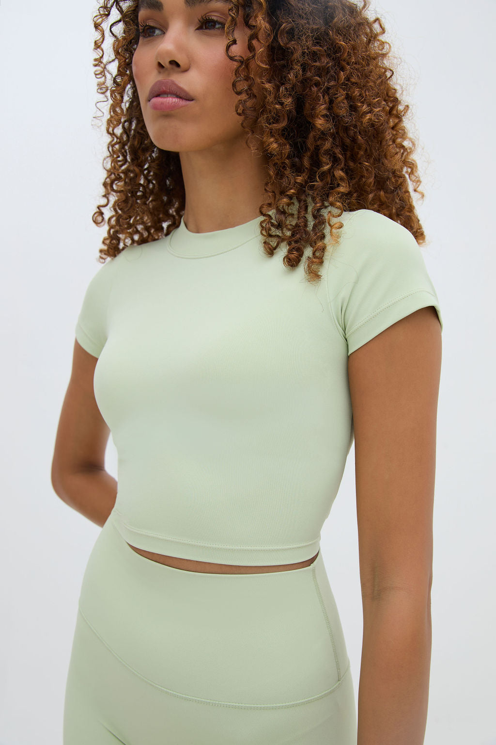 SECOND SKIN CROPPED TEE - SOFT GREEN