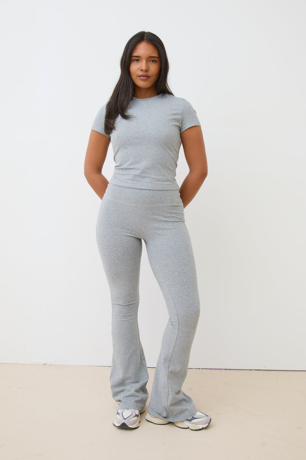 COTTON STRETCH SHORT SLEEVE TOP - GREY