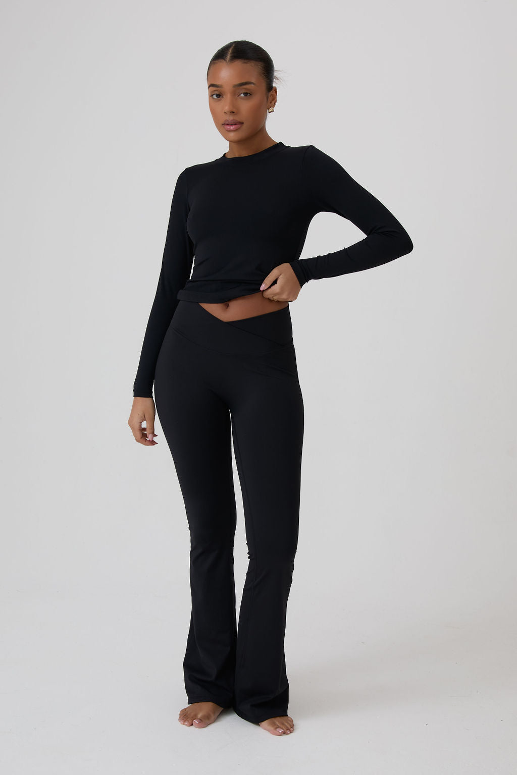 SECOND SKIN FIT FLARE LEGGINGS - BLACK